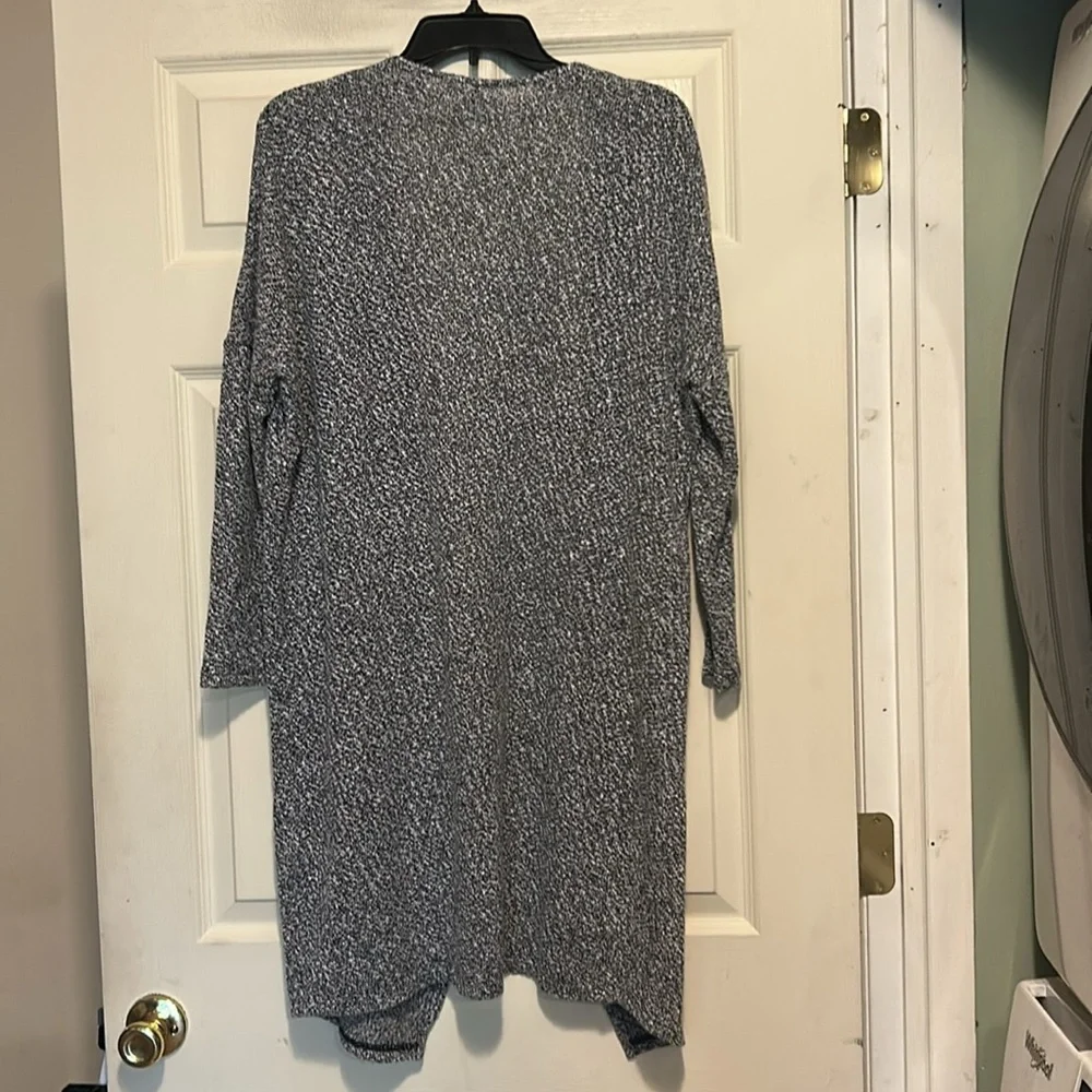 H&M Gray Open Front Cardigan Size Medium